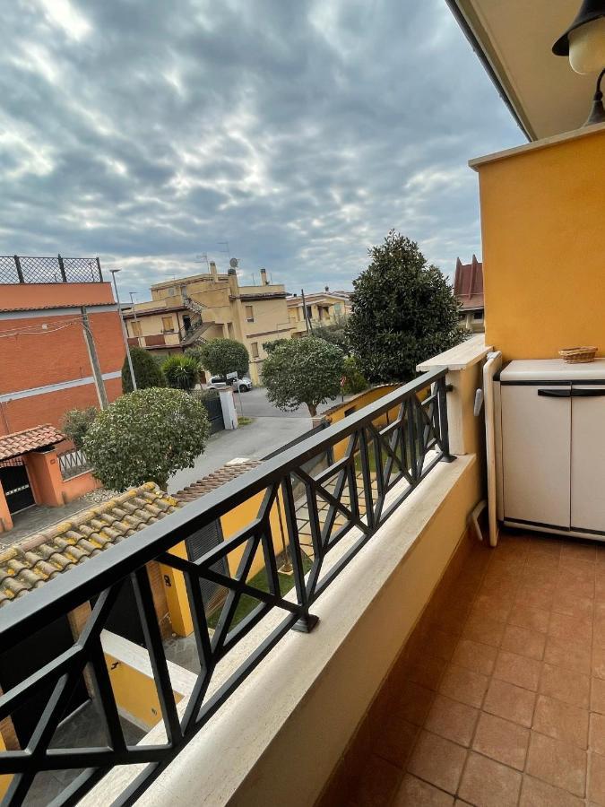 La Casa Di Flora Aeroporto Di Fiumicino Villa Eksteriør billede