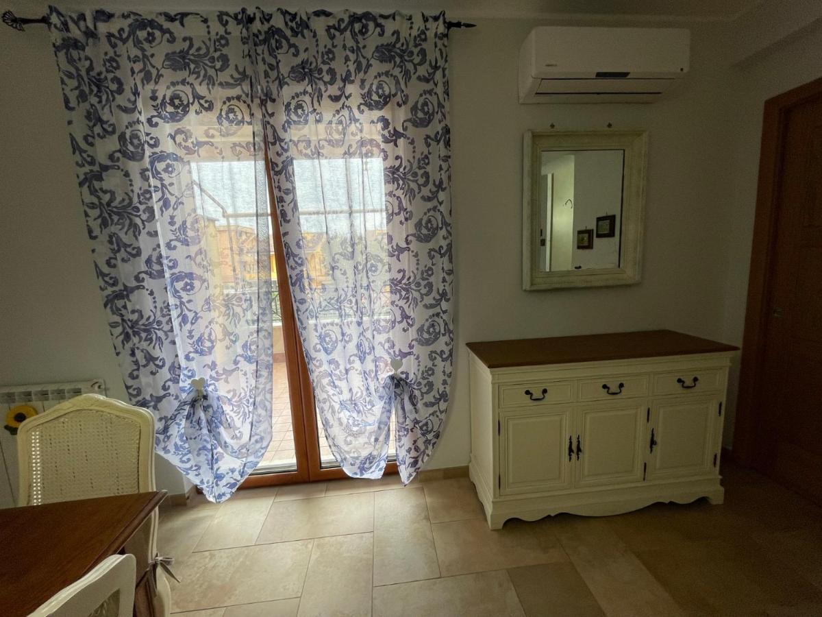 La Casa Di Flora Aeroporto Di Fiumicino Villa Eksteriør billede