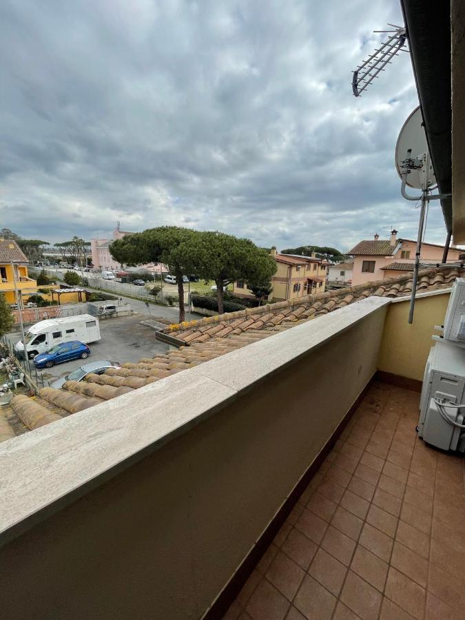 La Casa Di Flora Aeroporto Di Fiumicino Villa Eksteriør billede